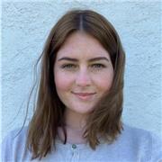 Étudiante en Master international et bilingue en anglais, je suis disponible pour donner des cours d'anglais selon vos besoins